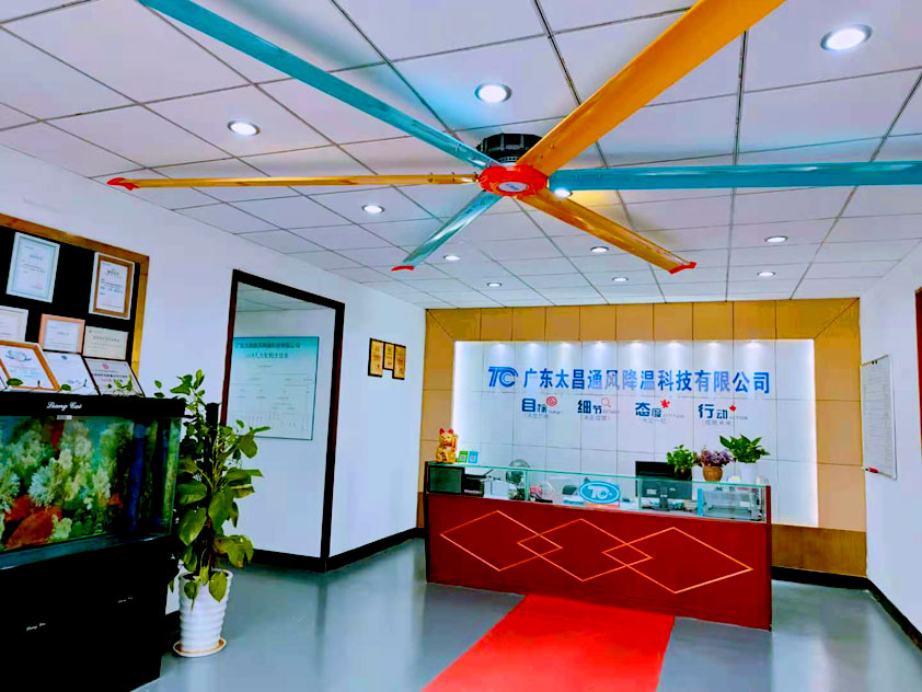 東莞環(huán)?？照{(diào) 潤東方環(huán)保空調(diào)廠家
