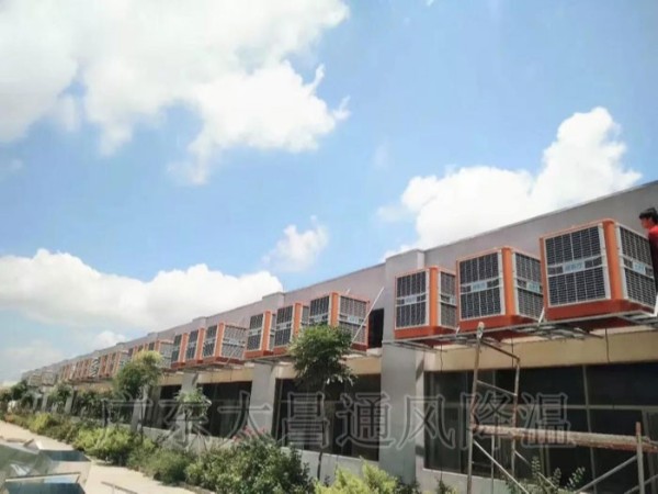 企業(yè)工廠車間降溫標配潤東方環(huán)保空調(diào)